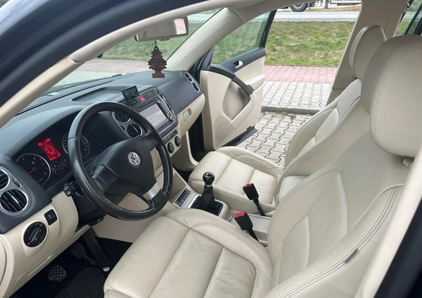 Volkswagen Tiguan cena 32900 przebieg: 283000, rok produkcji 2009 z Płoty małe 154